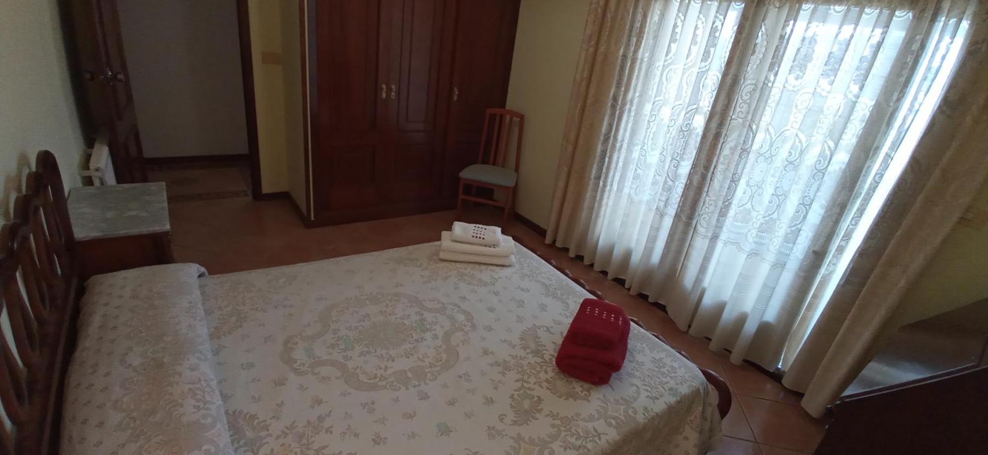 Casa Independiente Para Grandes Grupos Y Familias Valeixe Kültér fotó